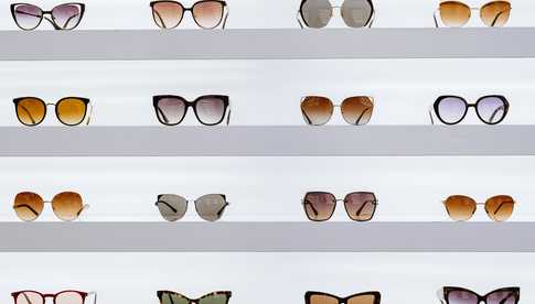 Okulary przeciwsłoneczne korekcyjne - połączenie funkcjonalności z modnym stylem